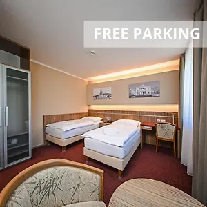 Vaka Hotel